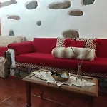 La Casona Del Almendro بيت للعطل *