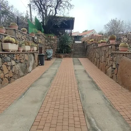 La Casona Del Almendro * San Bartolomé